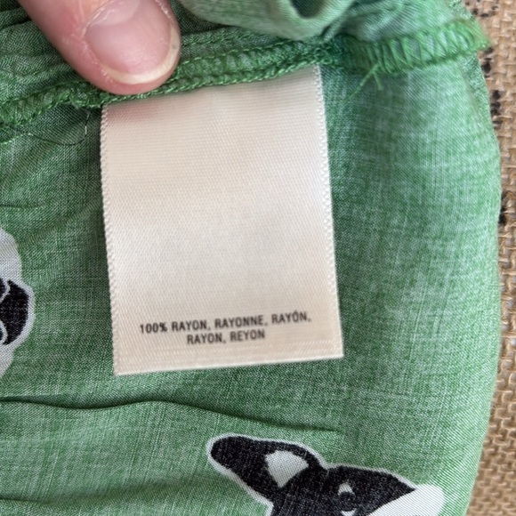 Maeve Anthropologie green composed pin-tuck button down Frenchie Bulldog shirt - Picture 13 of 16